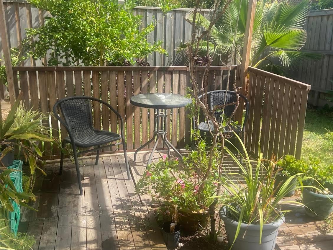 Melbourne Lakes Warm House Екстер'єр фото