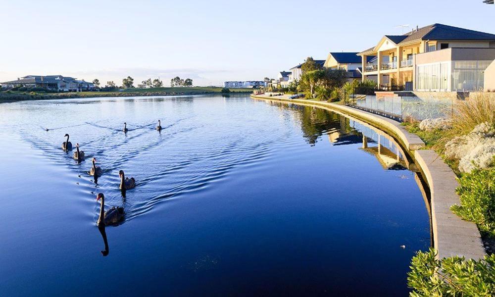 Melbourne Lakes Warm House Екстер'єр фото